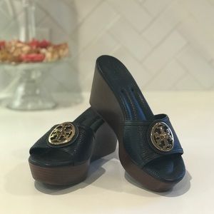 Selma Platform Wedge Slide